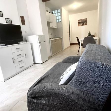 Apartments Ares Rovinj Exterior photo