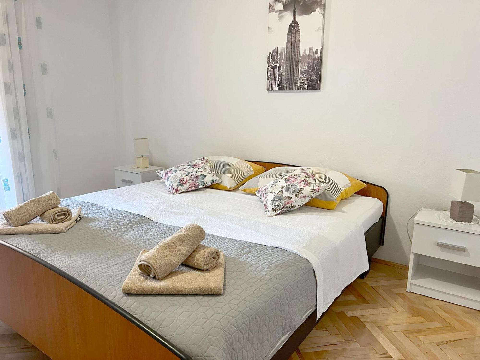 Apartments Ares Rovinj Exterior photo